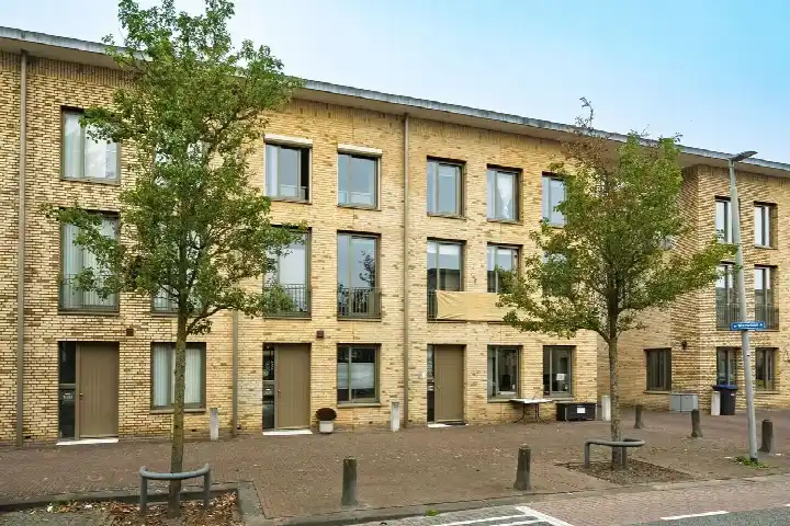 Tussenwoning te koop: Wierselaan 201, Nieuw Vreeswijk Nieuwegein