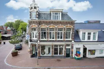 Tussenwoning te koop: Wijde Noorderhorne 6, Sneek binnen de grachten Sneek