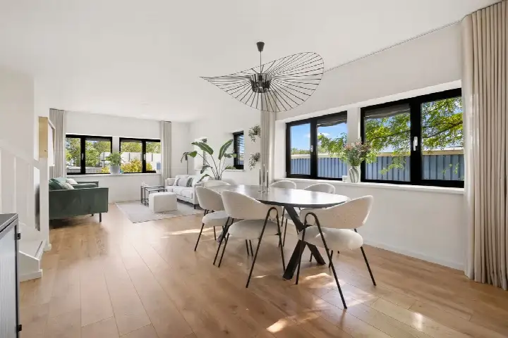 Apartment for sale: Wijkermeerstraat 37D, Hoofddorp Centrum Noord Hoofddorp