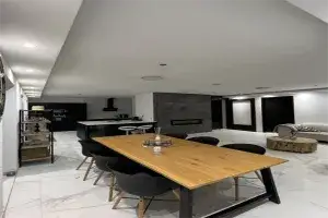 Woning te huur: Wijnbrugstraat, Stadsdriehoek Rotterdam