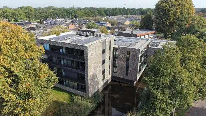 Apartment for sale: Wijnruitstraat 76, Bloemenoord Waalwijk