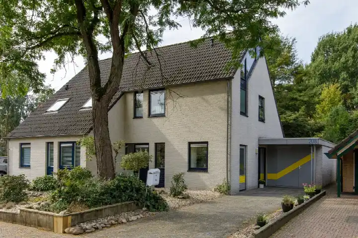 Twee-onder-één-kap te koop: Wildenborch 208, De Huet - fase 2 Doetinchem