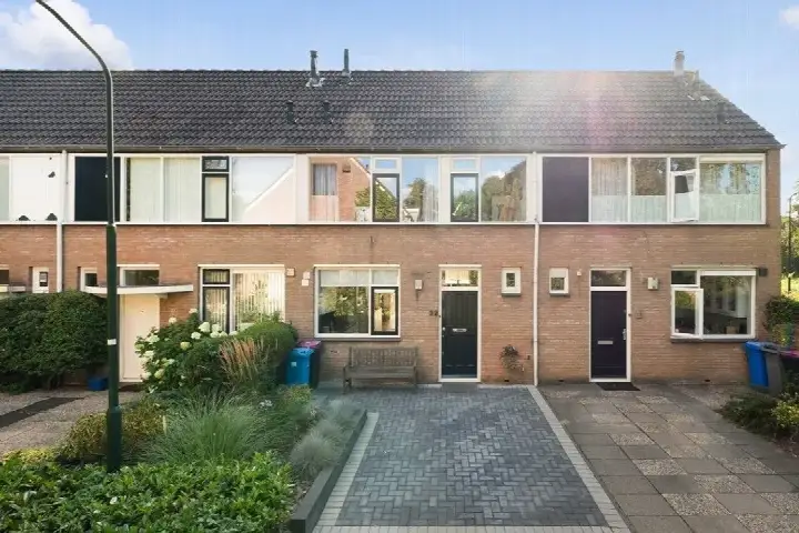 Tussenwoning te koop: Wildenborch 22, Duivenvoorde Leidschendam