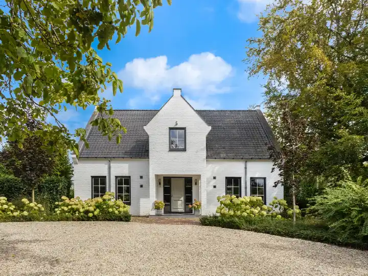 Detached house for sale: Wildervangseweg 1, Strijen Buitengebied Strijen