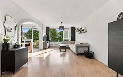Apartment for sale: Wilgenplaslaan 344, Schiebroek Rotterdam
