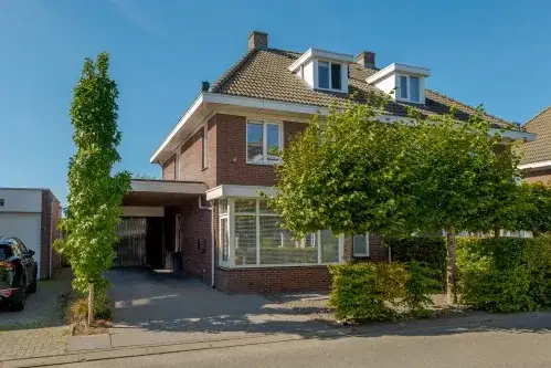 Twee-onder-één-kap te koop: Wilgenroos 10, Plantenbuurt Meppel