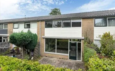 Tussenwoning te koop: Wilgenroosje 28, Aldlân-Oost Leeuwarden