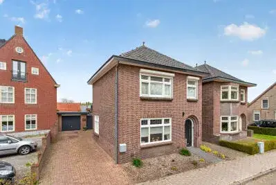Vrijstaande woning te koop: Wilhelminalaan 83, Reusel Reusel