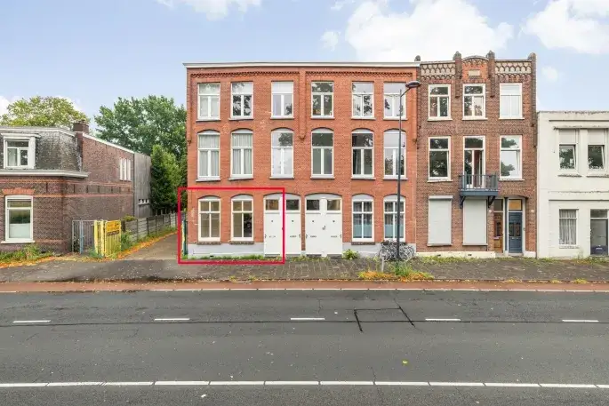 Apartment for sale: Wilhelminasingel 49, Brabantpark Breda