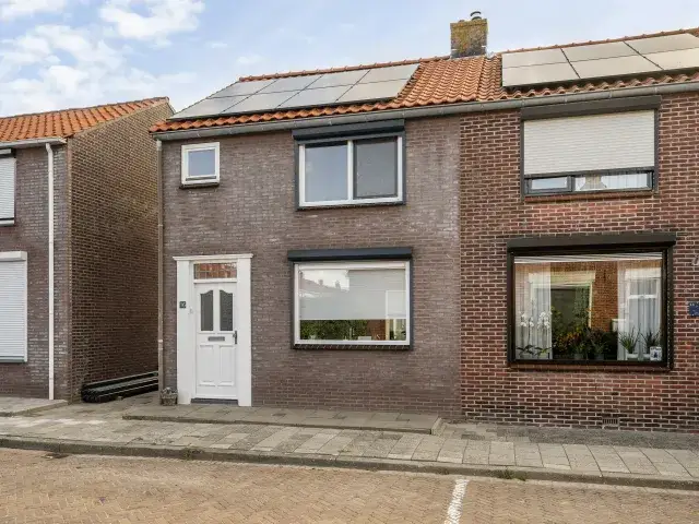 Corner house for sale: Wilhelminastraat 16, Sint Philipsland Sint Philipsland