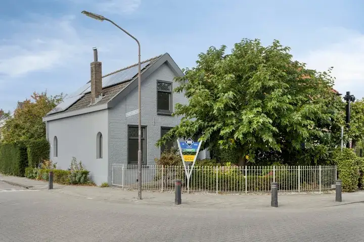 Vrijstaande woning te koop: Wilhelminastraat 31, Fijnaart Fijnaart