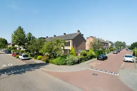 Corner house for sale: Wilhelminastraat 51, Oranjebuurt Berkel En Rodenrijs