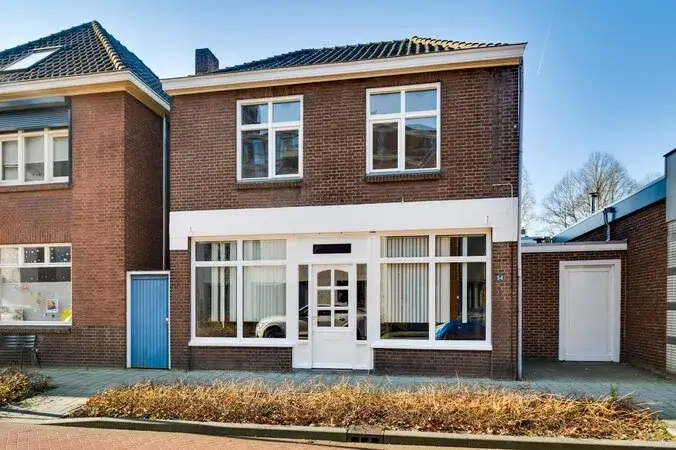 Tussenwoning te koop: Wilhelminastraat 54, Fatima Weert