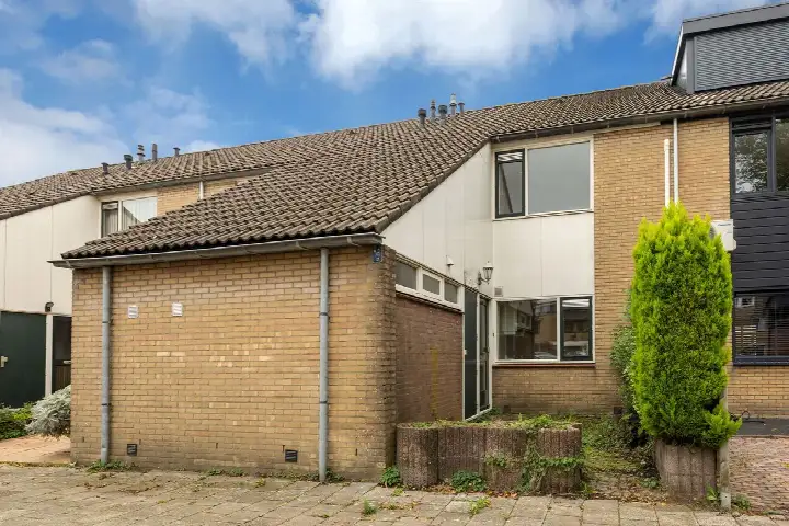 Tussenwoning te koop: Willem-Alexanderplaats 50, Kulck-Noord Hellevoetsluis