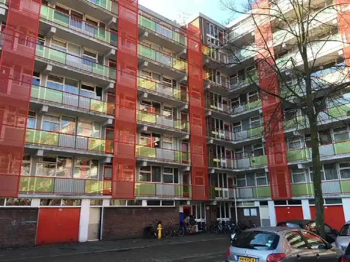 Appartement te koop: Willem Bilderdijkhof 124, Voorhof-Hoogbouw Delft