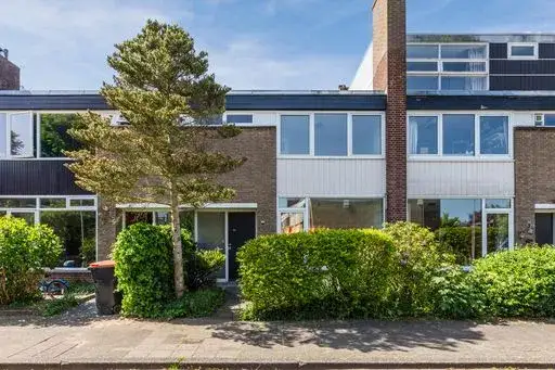Tussenwoning te koop: Willem Buyslaan 4, Ramplaankwartier Haarlem