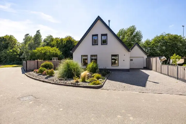 Vrijstaande woning te koop: Willem de Mérodelaan 16, Spijk Spijk (Gr)