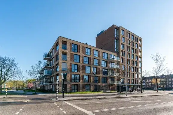 Appartement te huur: Willem De Zwijgerlaan 113, Burgemeester Visserpark Alphen Aan Den Rijn