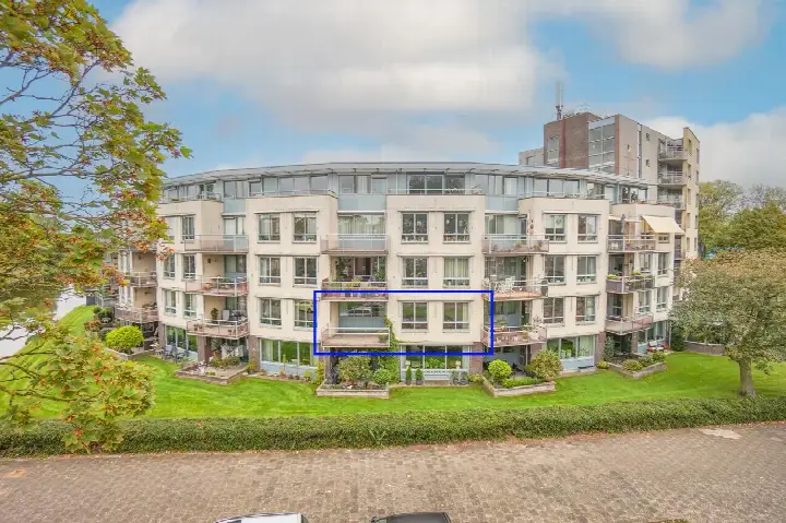 Apartment for sale: Willem de Zwijgerlaan 243, Staatsliedenkwartier en Landstraten Alkmaar
