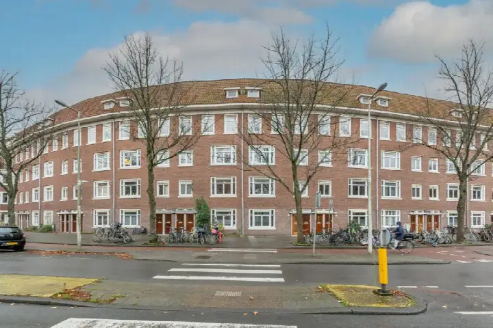 Appartement te koop: willem de zwijgerlaan 353-1, Landlust-Noord Amsterdam