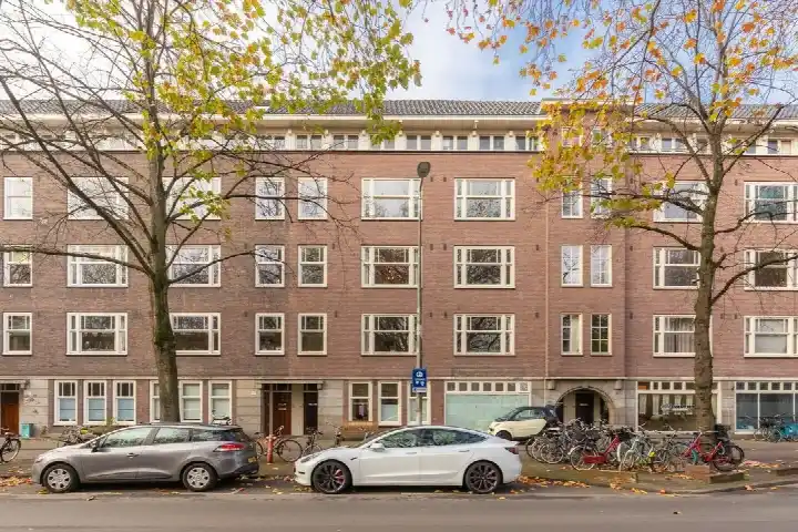 Appartement te koop: Willem de Zwijgerlaan 61-2, Trompbuurt Amsterdam