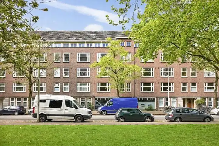 Appartement te koop: Willem de Zwijgerlaan 87-1, Trompbuurt Amsterdam