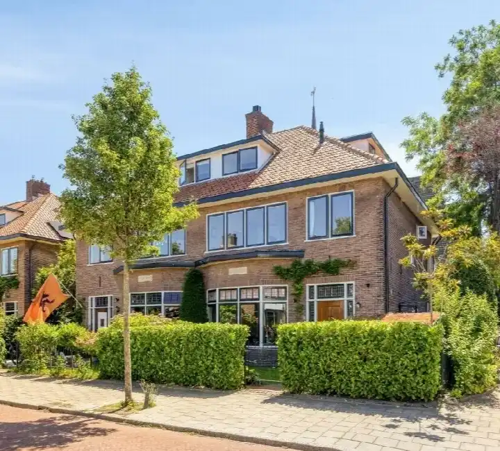 Semi-detached for sale: Willem de Zwijgerlaan 9, Oranje Nassau Oegstgeest
