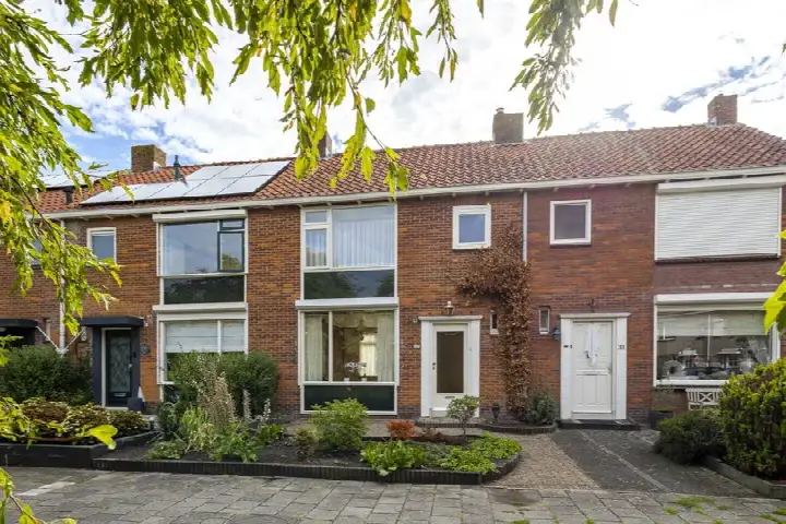 Terraced house for sale: Willem Kloosweg 33, Middenveer Sliedrecht