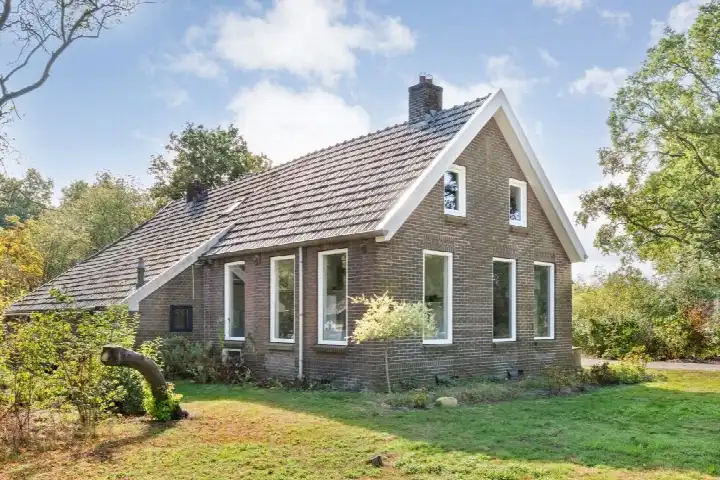 Vrijstaande woning te koop: Willem Moesweg 6, Verspreide huizen Veeningen Veeningen