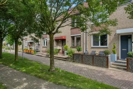 Tussenwoning te koop: Willem van Leenpad 7, Krommeweg-Noord Hendrik-Ido-Ambacht