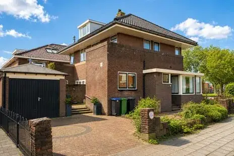 Twee-onder-één-kap te huur: Willem van Naaldwijkstraat 5, Bloemen- en Bomenkwartier Woerden