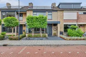 Tussenwoning te koop: Willem van Oranjestraat 28, Oud-West Oosterhout