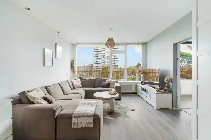 Apartment for sale: Willemstraat 87, Driemanspolder-Oost Zoetermeer