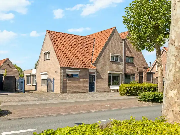 Twee-onder-één-kap te koop: Willibrorduslaan 21, Eersel-kom en Lindeakkers Eersel