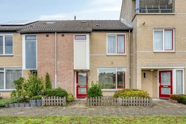 Tussenwoning te koop: Wim Sonneveldstraat 19, De Overlaet oost Rosmalen
