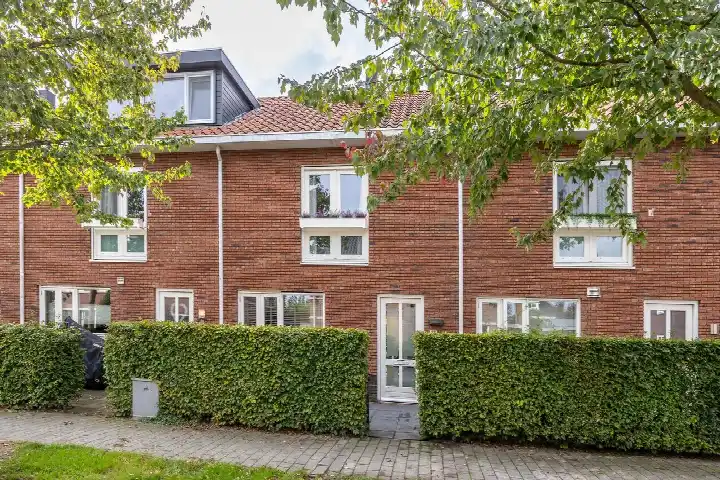 Terraced house for sale: Wim Vrijhoefstraat 38, Tabaksteeg Leusden