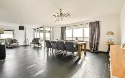 Appartement te koop: Wimbledonpark 217, Startbaanbuurt Amstelveen