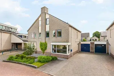 Tussenwoning te koop: Wintergroen 11, Kruidenwijk Noord Nijverdal