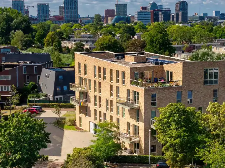 Appartement te koop: Winterjanpad 142, De Bongerd Amsterdam
