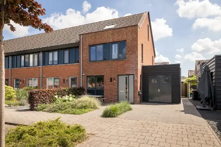 Hoekwoning te koop: Wintertaling 35, Reigersborg Zuid Hoogkarspel