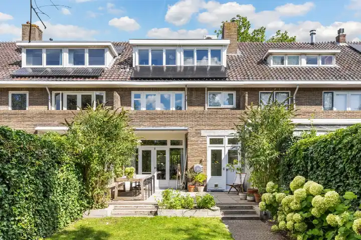 Tussenwoning te koop: Wipstrikkerallee 116, Wipstrik-Zuid Zwolle