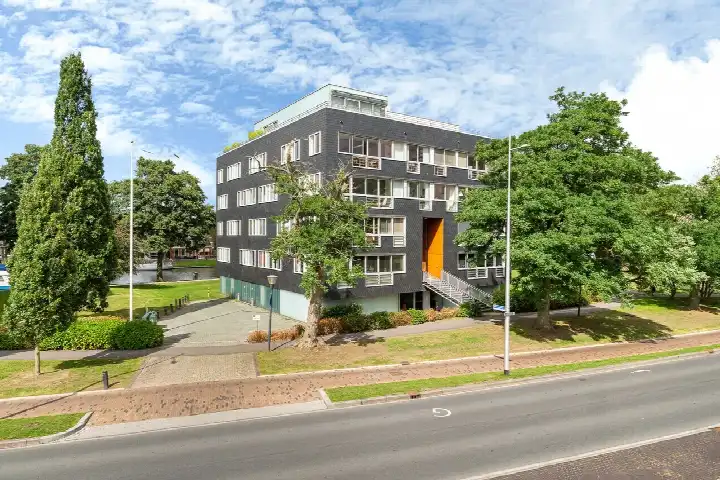 Apartment for sale: Wissesdwinger 15, Grote Kerkbuurt Leeuwarden