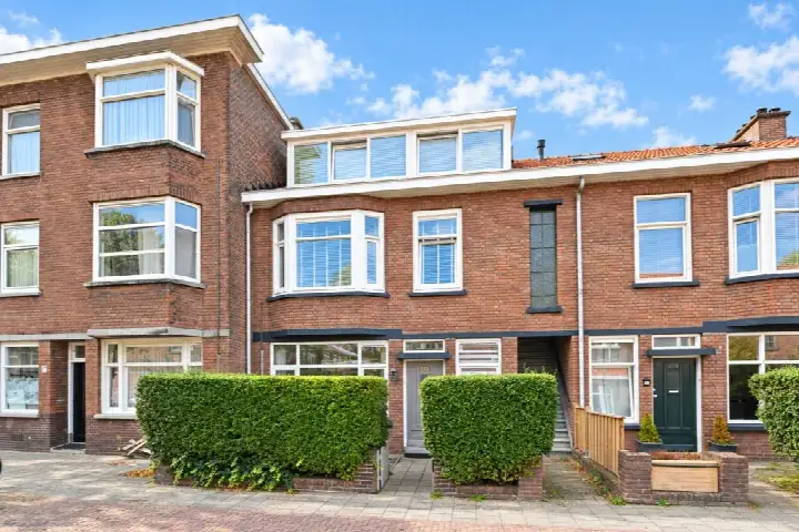 Apartment for sale: Withuysstraat 175, Laakkwartier-West 'S-Gravenhage