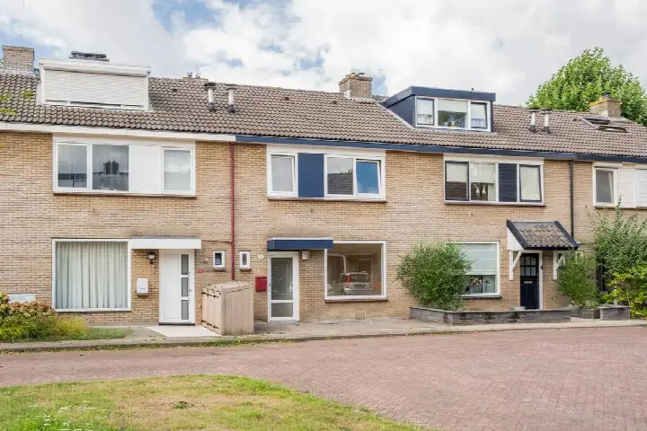 Tussenwoning te koop: Wittenburg 93, Paasbos-west Nijkerk