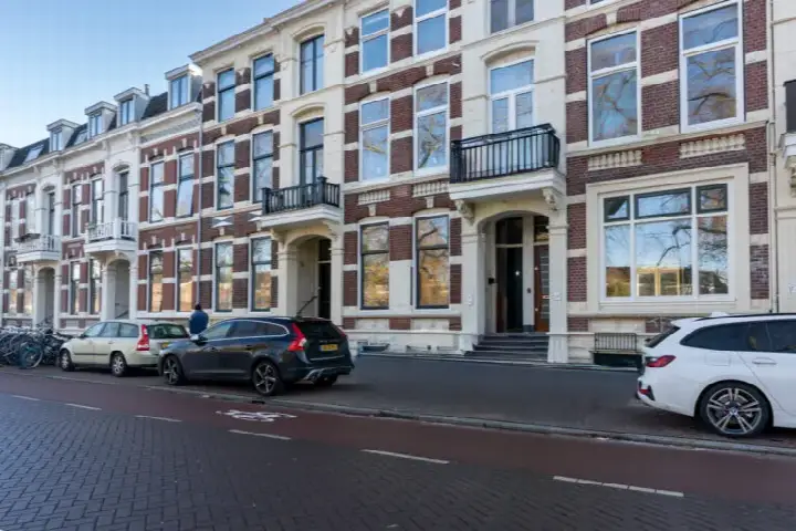 Apartment for sale: Wittevrouwensingel 58, Wittevrouwen Utrecht