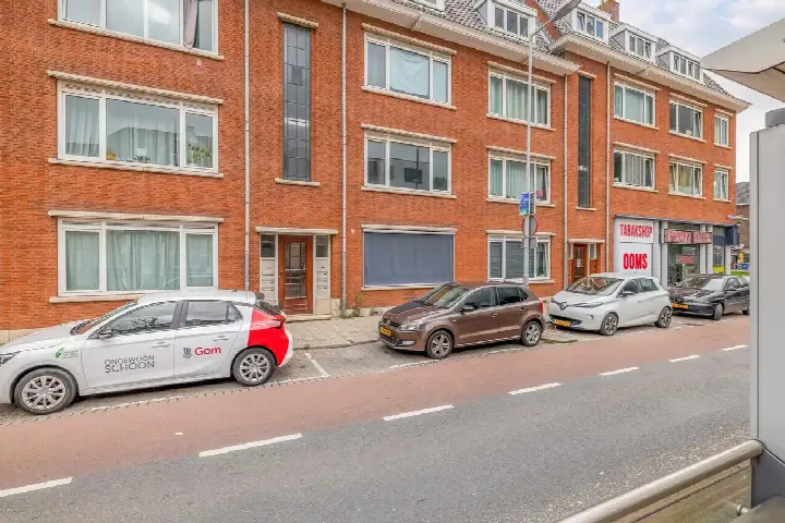 Apartment for sale: Wolphaertsbocht 128B, Oud Charlois Rotterdam