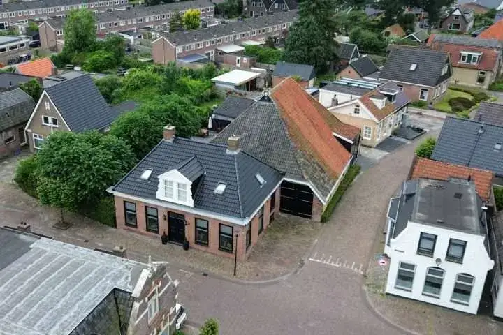 Vrijstaande woning te koop: Wolvegasterweg 2, Oudeschoot Oudeschoot