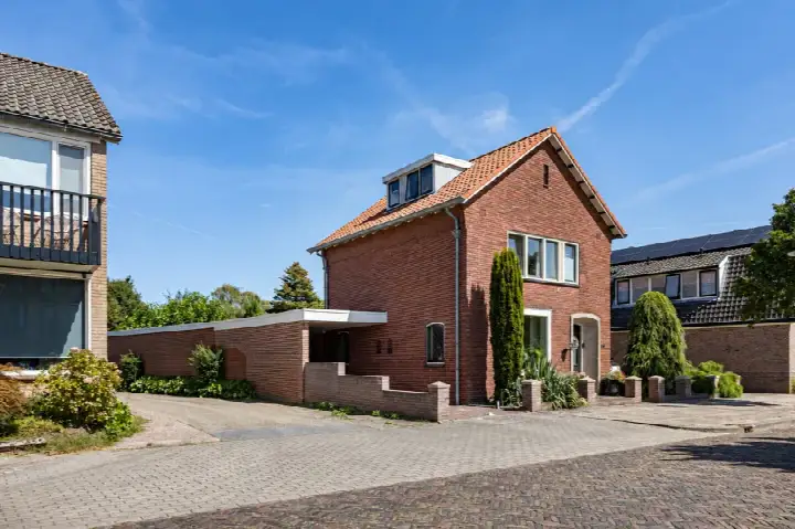Vrijstaande woning te koop: Woolderesweg 56, Woolder Es Hengelo