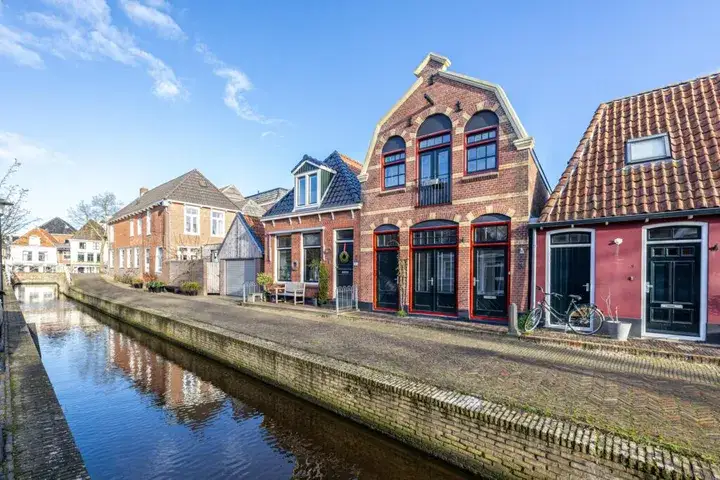 Tussenwoning te koop: Wortelhaven 3, Dokkum binnen de Bolwerken Dokkum