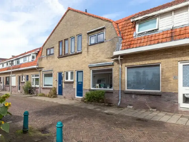Terraced house for sale: Woudstraat 74, De Korte Akkeren Oud Gouda